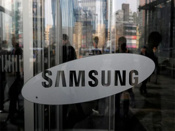 Samsung to hike foldable phone price amid AI chip shortage