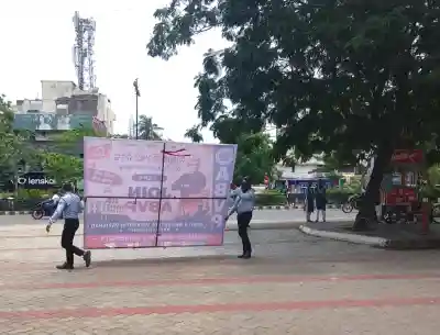 Clash between student groups over posters sparks tension at Rama Devi Women's University