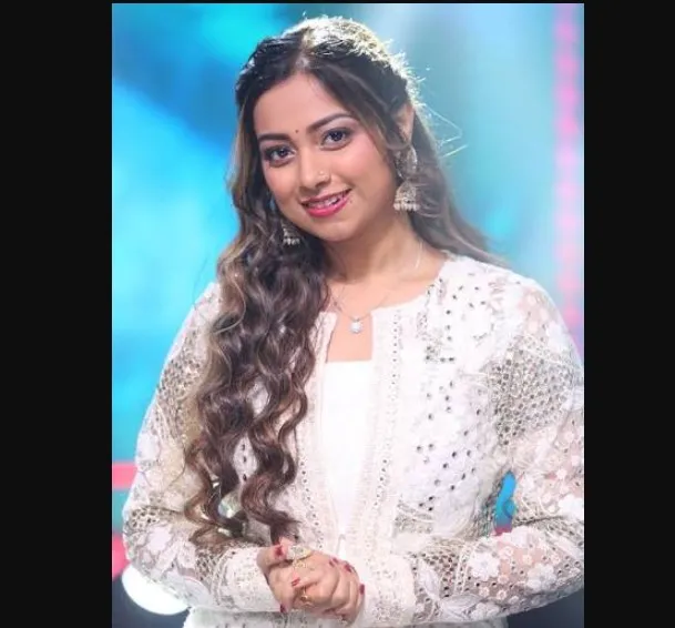 Reacting to her achievement, Jyotirmayee said she reached the grand finale with the blessings of Lord Jagannath and the unwavering love and support of the people of Odisha and her listeners. She appealed to everyone to cast their votes in her favour, saying every vote would be crucial in the final round