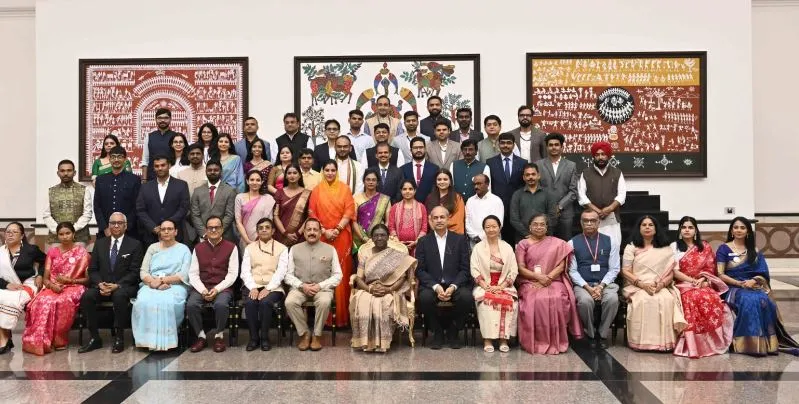 Three startup Odisha ventures showcase innovations at Rashtrapati Bhavan