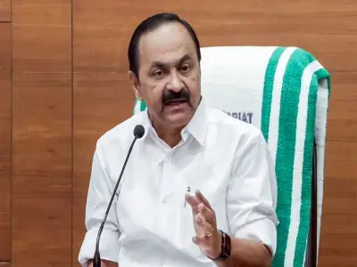 6 dead, 6 missing in Keralam as heavy rain triggers floods; CM Satheesan reviews relief efforts