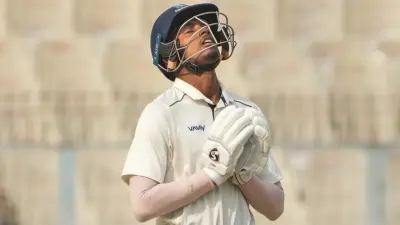 Delhi Capitals player Abishek Porel Detained by Police | Surprising Reasons Behind his Arrest