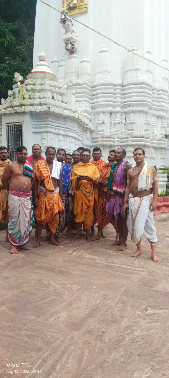 Prayers at Kapilash for appointment of Dr Sudhanshu Sarangi as Odisha DGP