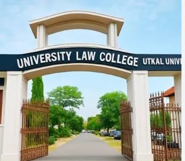 Students Protest at University Law College Over Alleged Discrimination, Hostel and Infrastructure Issues