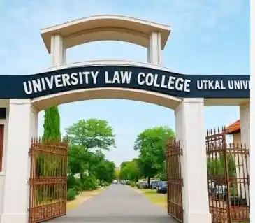Students Protest at University Law College Over Alleged Discrimination, Hostel and Infrastructure Issues