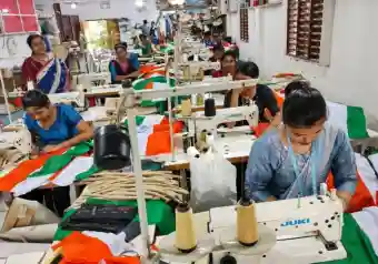 Odisha SHG women make 10 lakh National Flags for Har Ghar Tiranga campaign