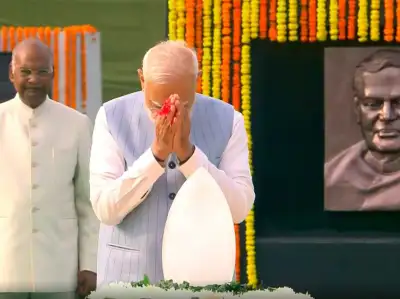 PM Modi pays floral tribute to Atal Bihari Vajpayee at 'Sadaiv Atal' on death anniversary