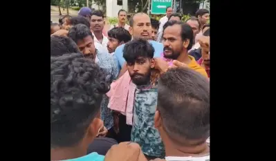 Woman foils gold chain snatching attempt outside AIIMS Bhubaneswar, one held