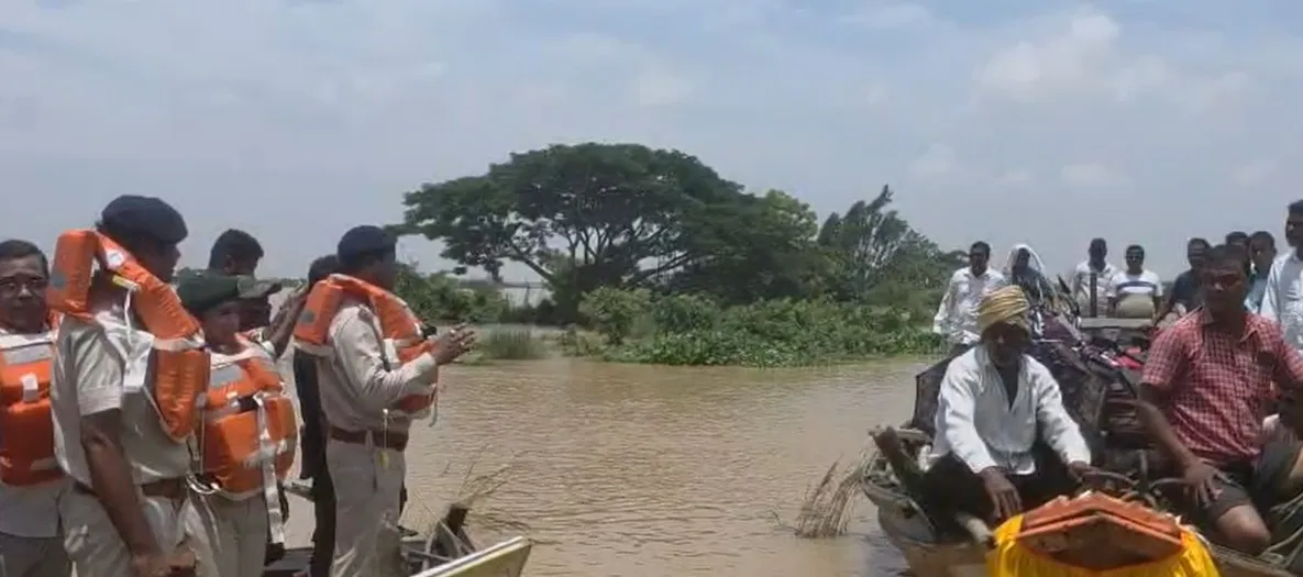 A growing crocodile scare has gripped several parts of Kendrapara district as swollen rivers and floodwaters appear to be bringing crocodiles closer to human settlements.