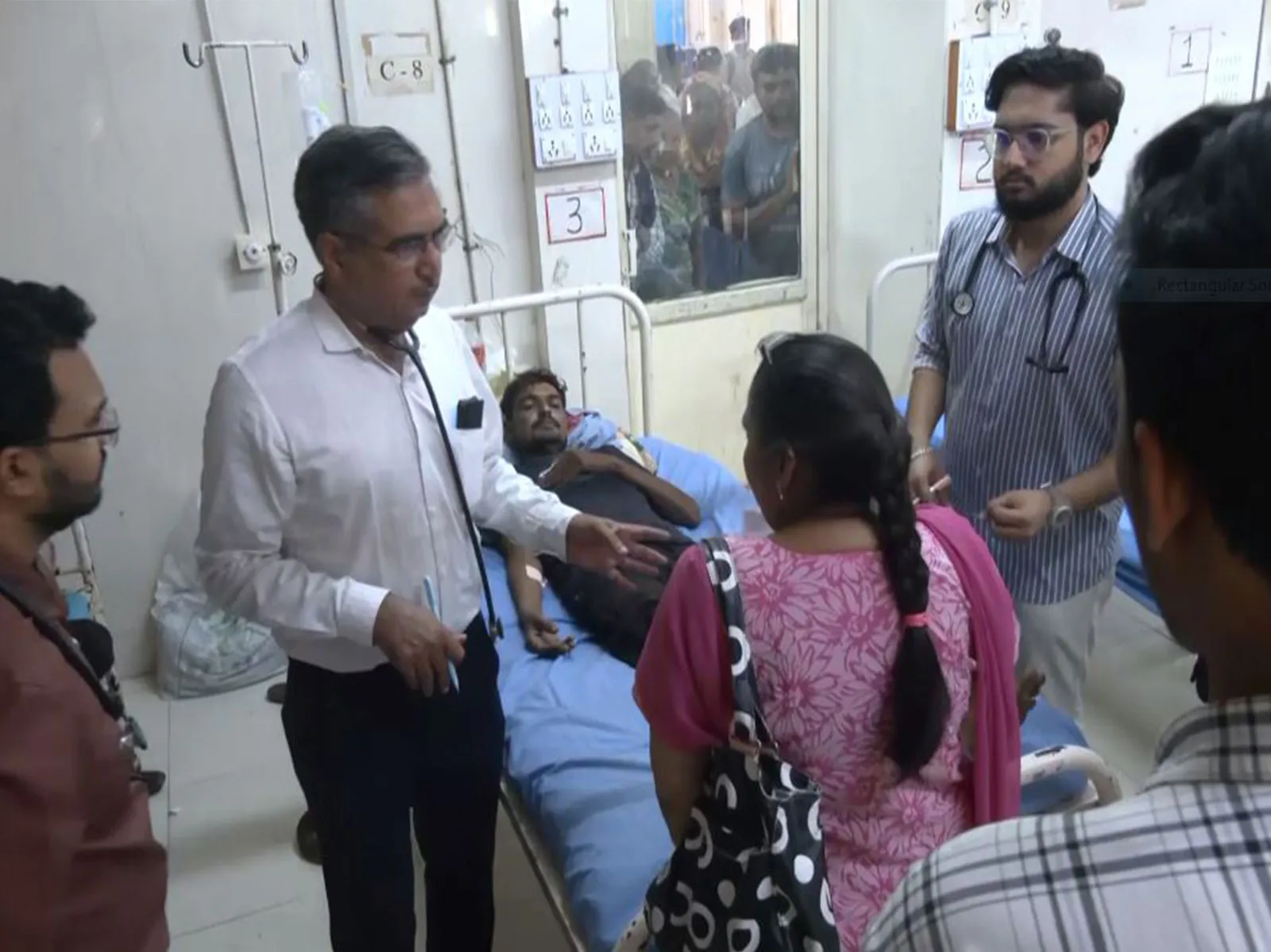 Gujarat: 8 dead, 25 hospitalised after suspected spurious liquor incident