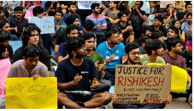 “Need Systemic Reform, Not Just Resignations”: IIT Delhi Students Demand Independent Mental Health Cell After MSc Student’s Death