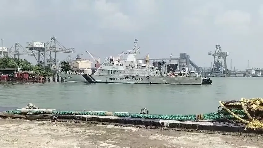 Two crew members of Ocean Winner brought to Paradip