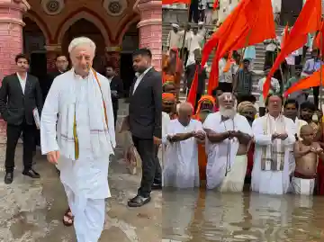 Anupam Kher wraps 'Shri Rambhoomi' shoot, calls film "the fortune of my life"