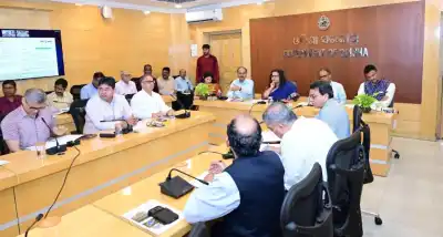 Odisha Chief Secretary Reviews Major Industrial Projects, Stresses Time-Bound Completion