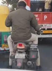 58 Police Personnel Penalised for Riding Without Helmets in Maharashtra’s Latur