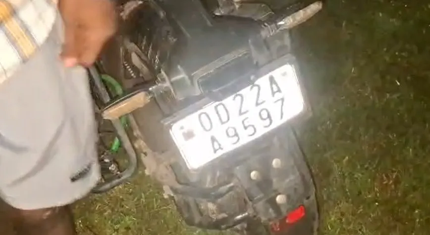  A suspected theft attempt was foiled late on Monday night after alert villagers spotted miscreants entering a house at Jagadalpur village under the Gramin Police Station limits.