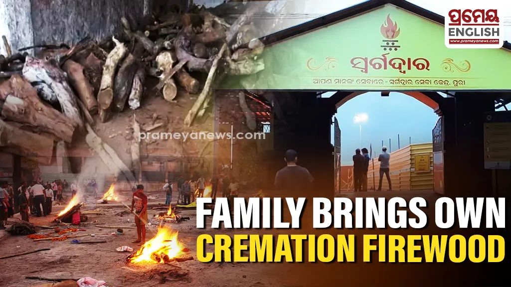 Firewood shortage persists at Puri's Swargadwar; Jagatsinghpur family brings own wood for cremation