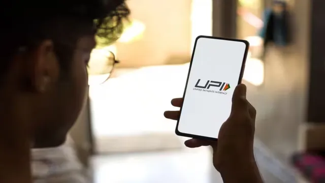 FM Clarifies UPI Transactions Stay Free for Users