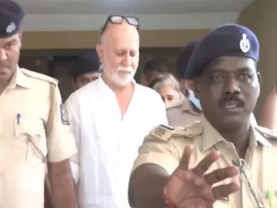 Former Tehelka editor Tarun Tejpal surrenders in Goa Court following Supreme Court order