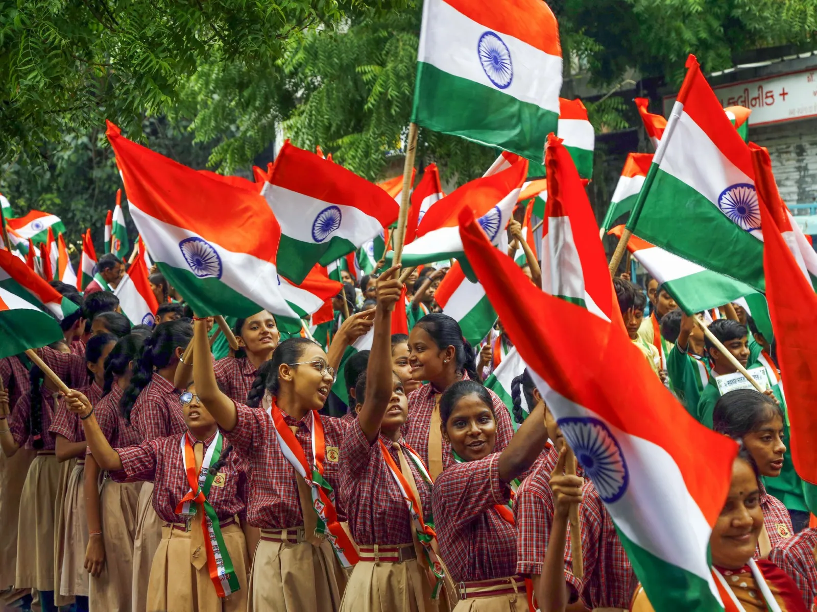 Over one crore students, citizens to sing complete ‘Vande Mataram’ at 25,000 locations on September 25