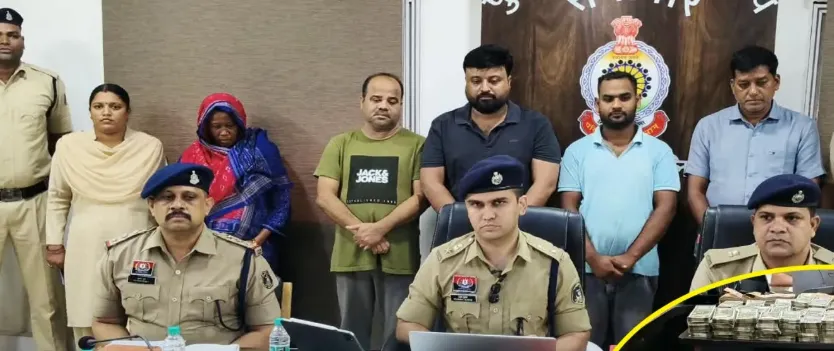 Human trafficking syndicate busted: 5 labour contractors arrested