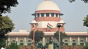 SC asks Centre to frame statutory rules enforcing 18-year age limit for social media accounts