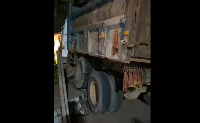 Bhubaneswar: Hyva truck hits electric pole, driver rescued from damaged vehicle