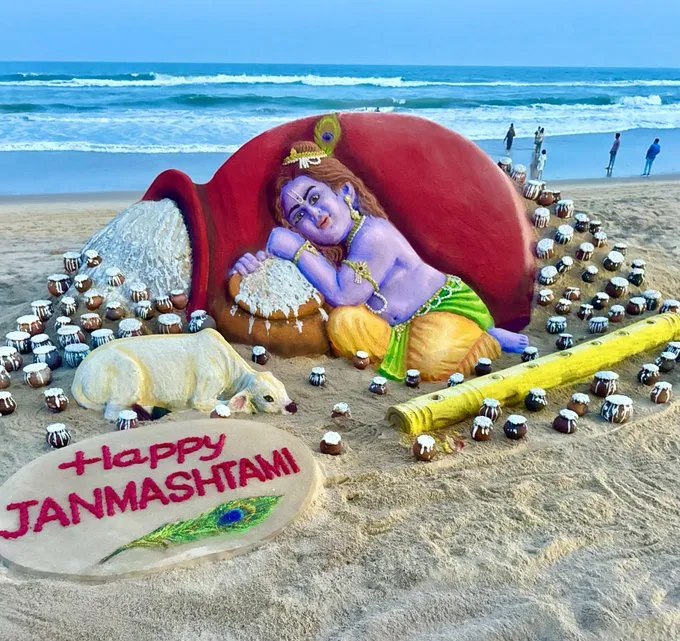 Janmashtami 2026: Sudarsan Pattnaik creates stunning Bal Gopal sand sculpture at Puri Beach


