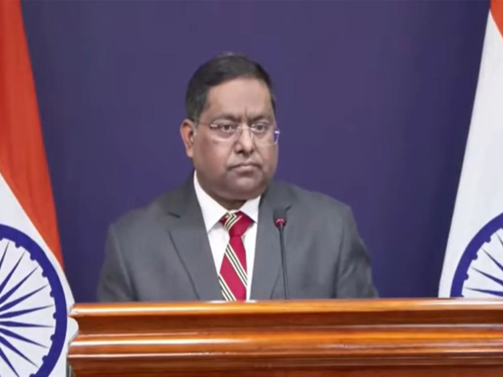 India says developed countries "must take lead in reducing emissions"