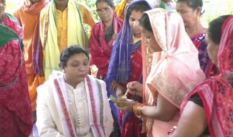 Archana Devi Singh Rai crowned as first woman zamindar of Loisingha estate in historic ceremony