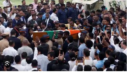Ratan Tata funeral: Mortal remains reaches Worli crematorium