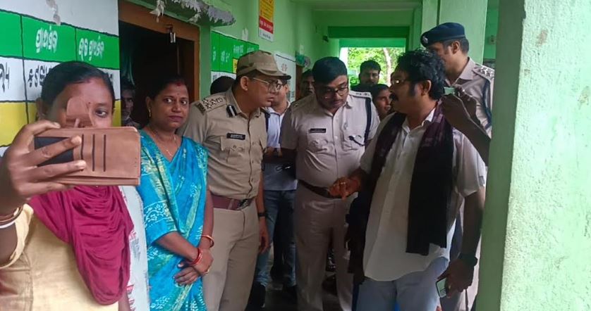 Cyclone Dana: Relief & rescue operations continue in Bhadrak & Balasore