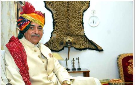 Untimely Rath Yatra: Puri Gajapati Maharaja again appeals ISKCON to stop untimely Rath Yatra in US