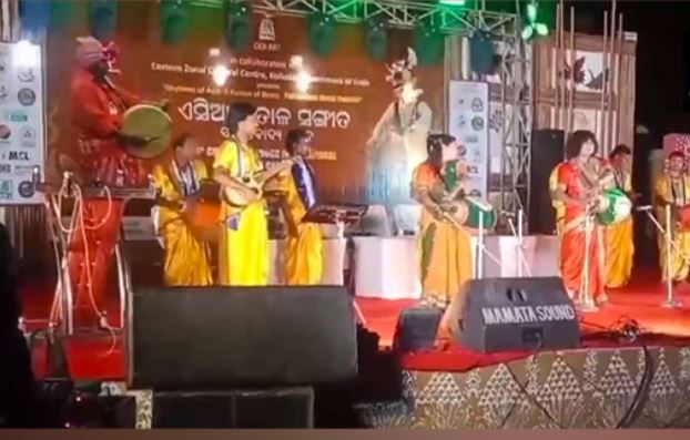Chilika Shelduck international folk carnival begins in Odisha's Khordha