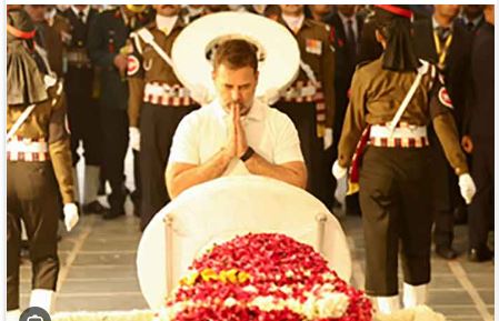 Rahul Gandhi accuses Govt of insulting Manmohan Singh, sparks controversy over last rites