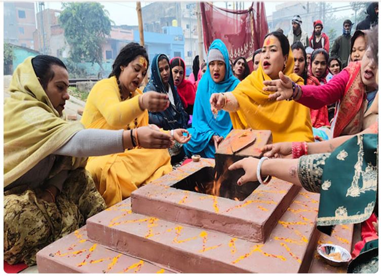 Maha Kumbh Mela: Kinnar Akhara performs fire ritual for safety of devotees