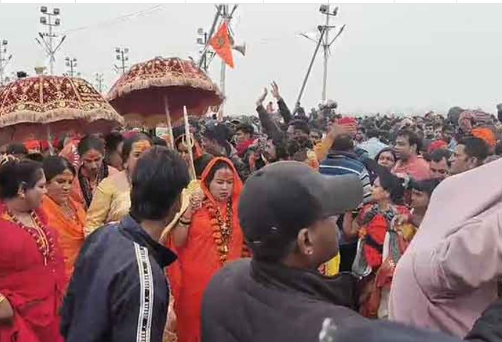 Maha Kumbh: Kinnar Akhara performs Amrit Snan, prays for nation's progress and welfare