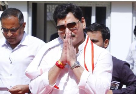 Maharashtra Minister Dhananjay Munde resigns amid Beed Sarpanch murder controversy