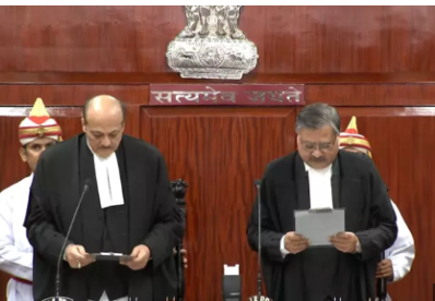 Justice Manas Ranjan Pathak takes oath as Judge of Orissa High Court