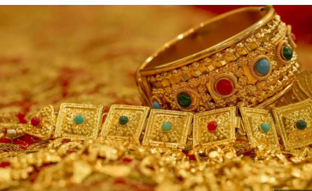 Gold hits Rs 1 lakh per 10 gram in Delhi; Silver jumps Rs 3,000