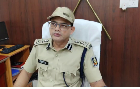 DIG Dr. Satyajit Naik offers holistic strategy to tackle Naxal insurgency in Odisha 