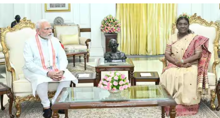 PM Modi and Amit Shah meet President Murmu ahead of Parliament session resumption