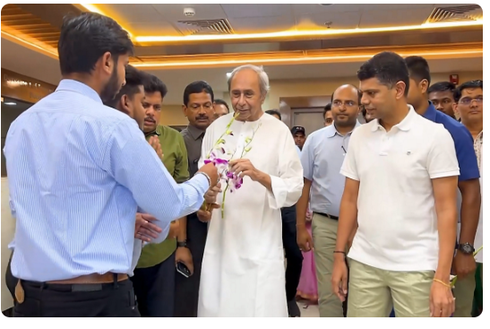 Naveen Patnaik discharged from SUM Hospital 