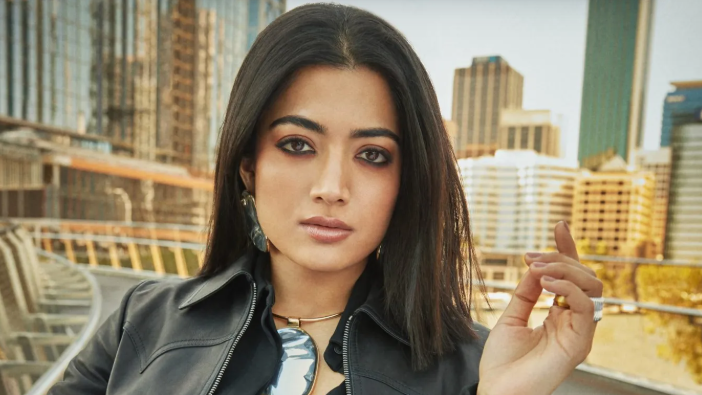 Rashmika Mandanna scripts a BIG record in Bollywood, not accomplished by Deepika, Alia Bhatt or Shraddha!