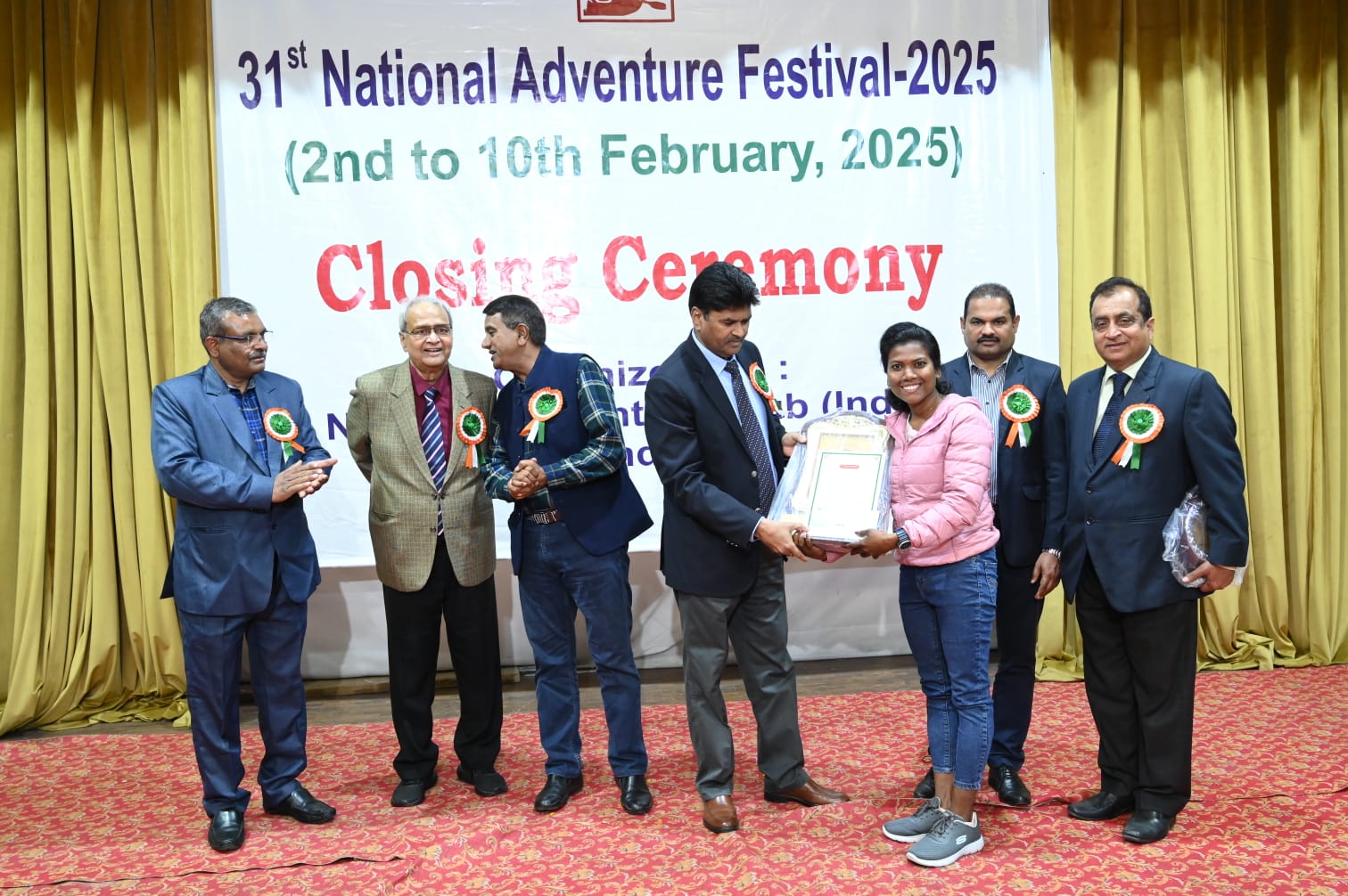 Anita Swain of AASA gets 'ADAMYA SAHAS'  Puraskar