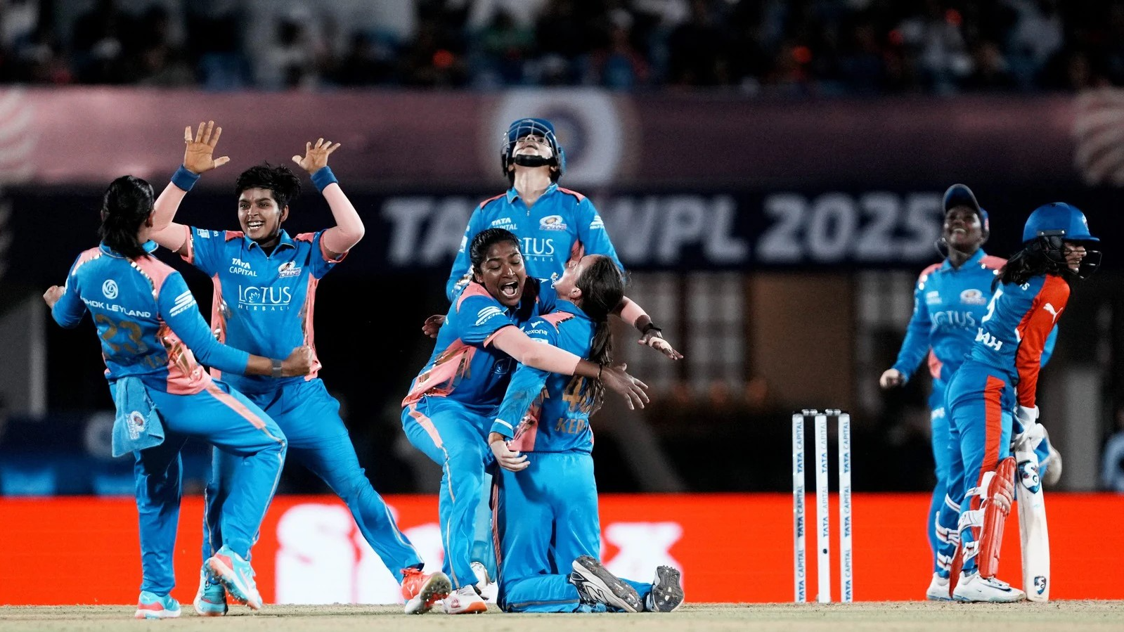 WPL 2025: Mumbai Indians Conquer WPL, after Nail-Biting Final against Delhi Capitals
