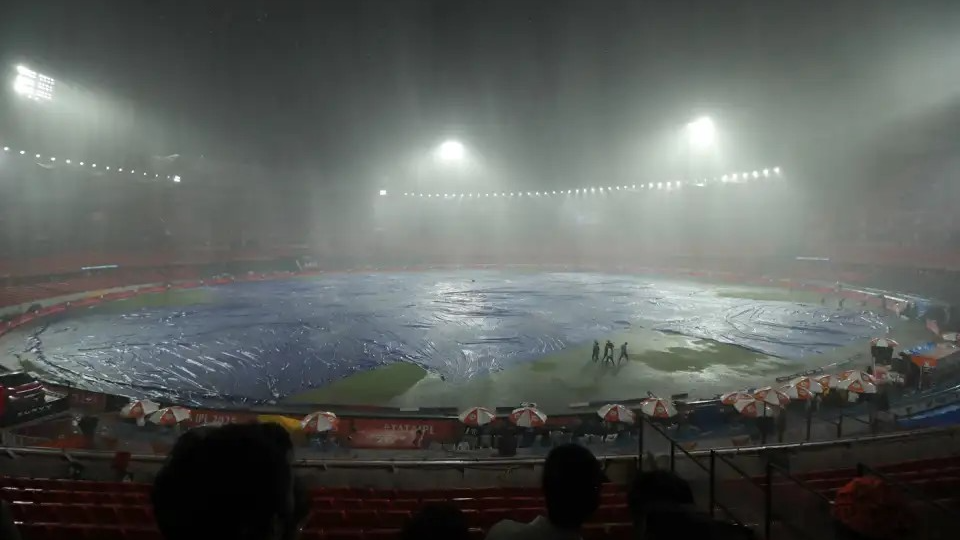 SRH vs DC Highlights: Rain Ends SRH Playoff Hopes | IPL 2025