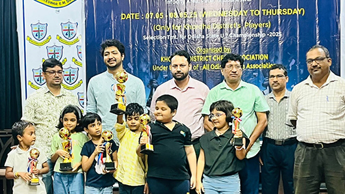 Pragyan, Devanshi win Khordha district U 7 chess