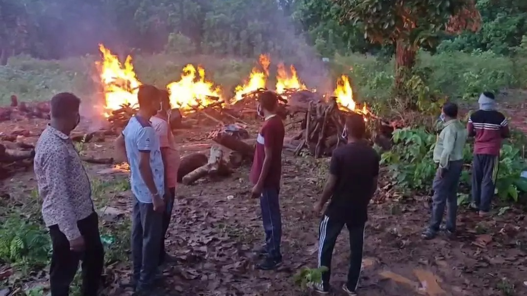 Top Maoist Basavaraju Cremated by Police Amid Kin’s Objection
