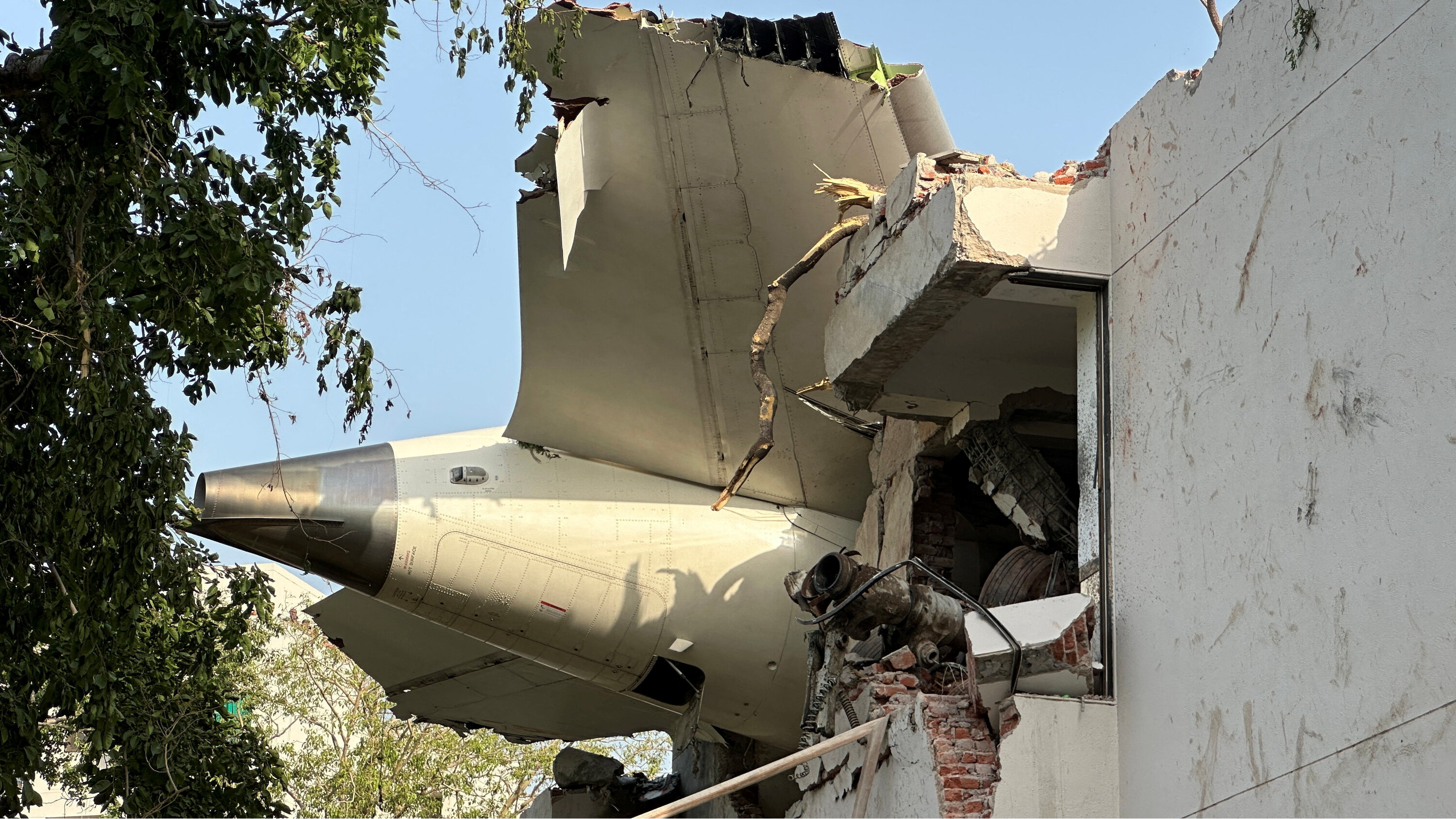 Air India Crash: Cockpit Confusion, Dual Engine Fail